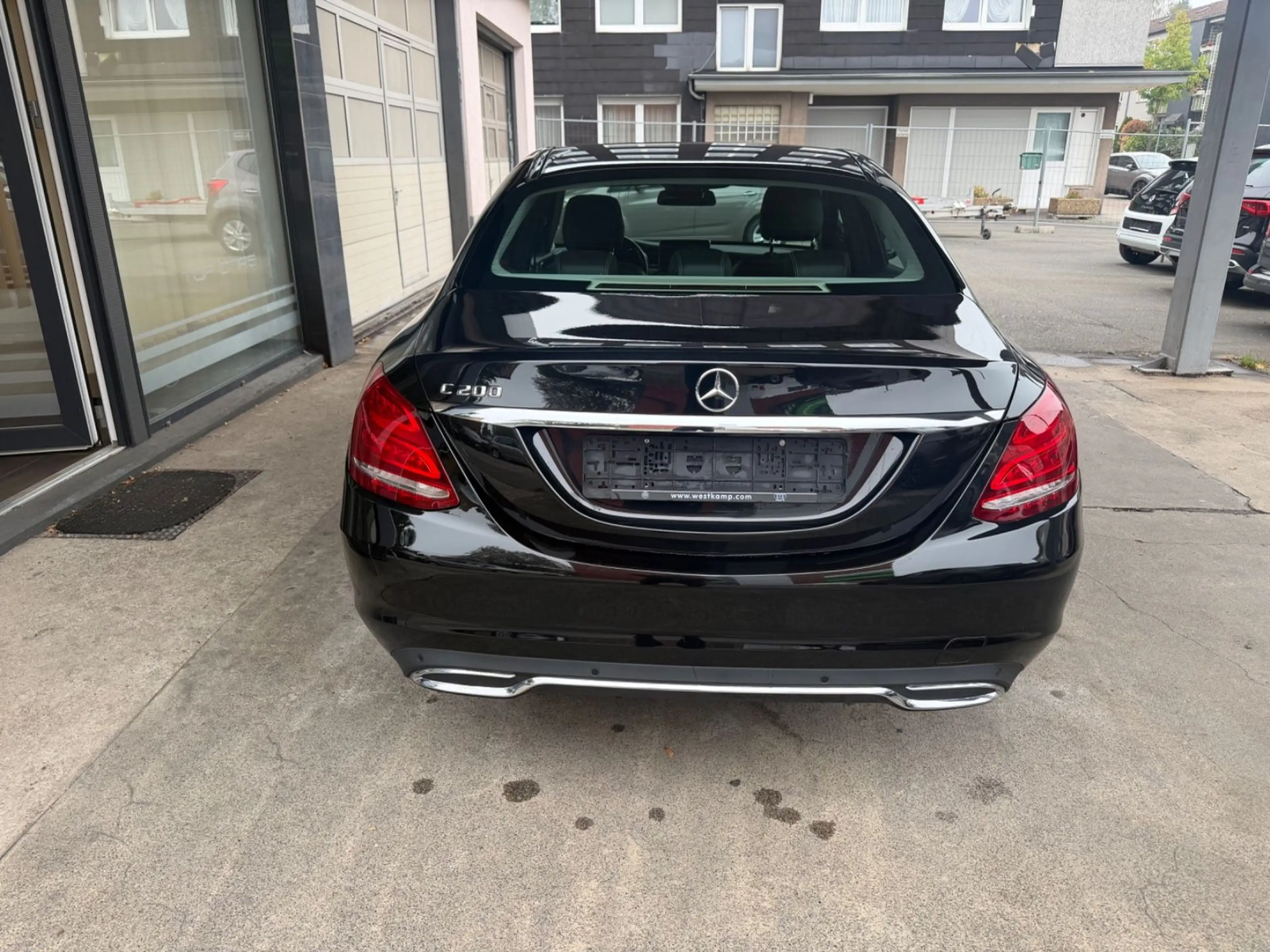 Mercedes-Benz C 200 CGI Exclusive LED/Schiebdach/T-Leder — photo 4