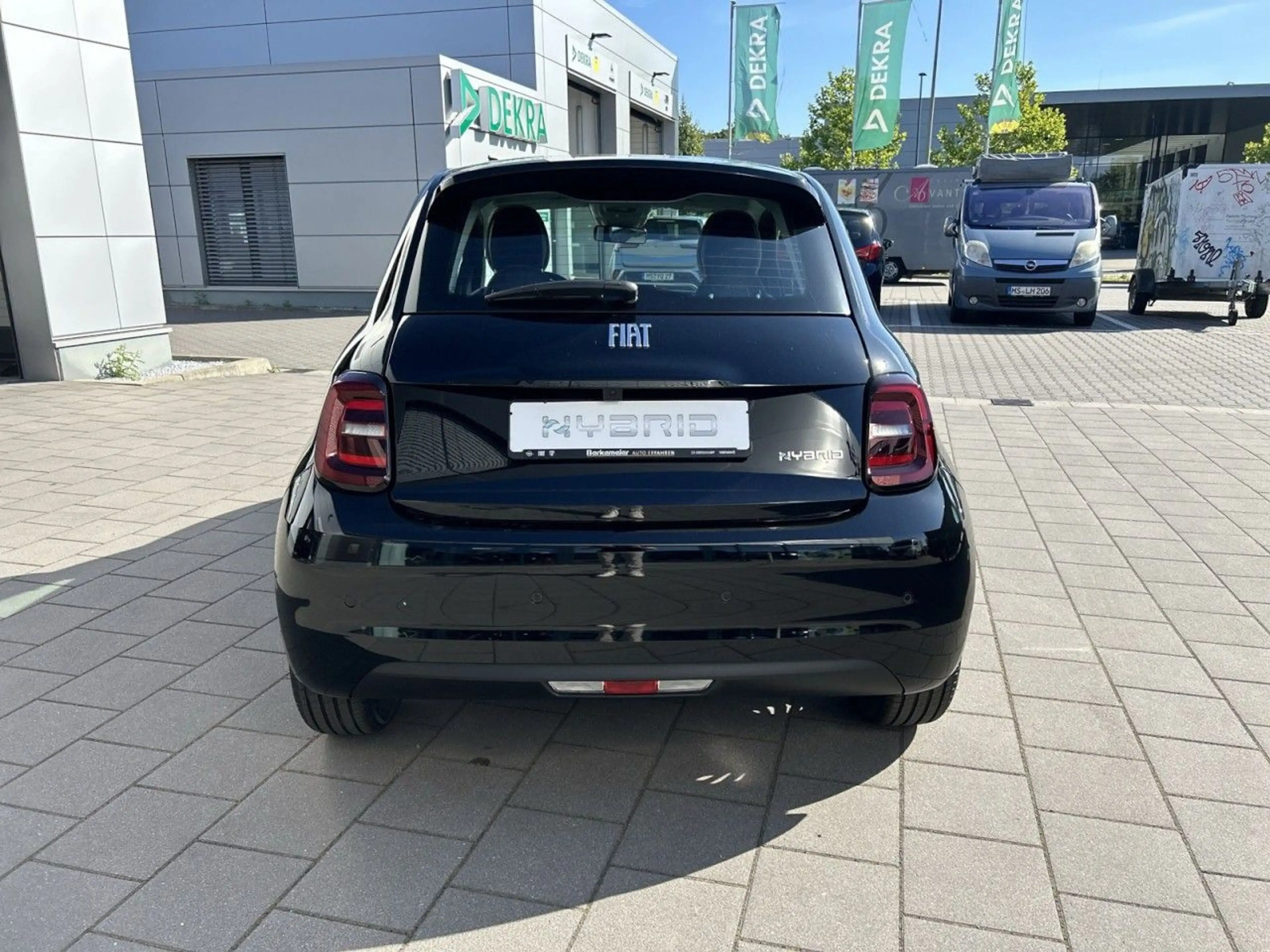 Fiat 500 Hybrid ICON — photo 6