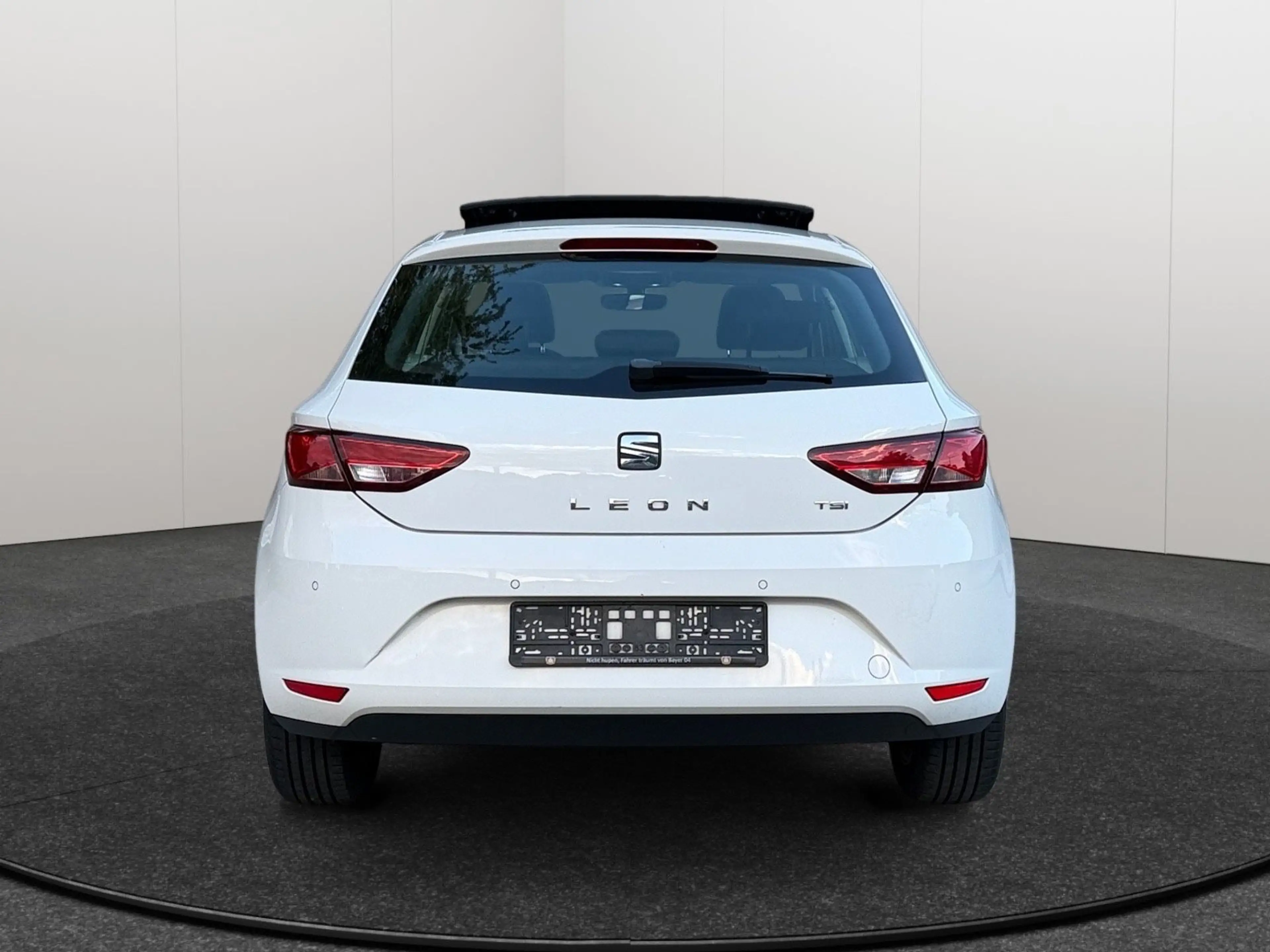 SEAT Leon Style 8fach/ großes Schiebedach — photo 6