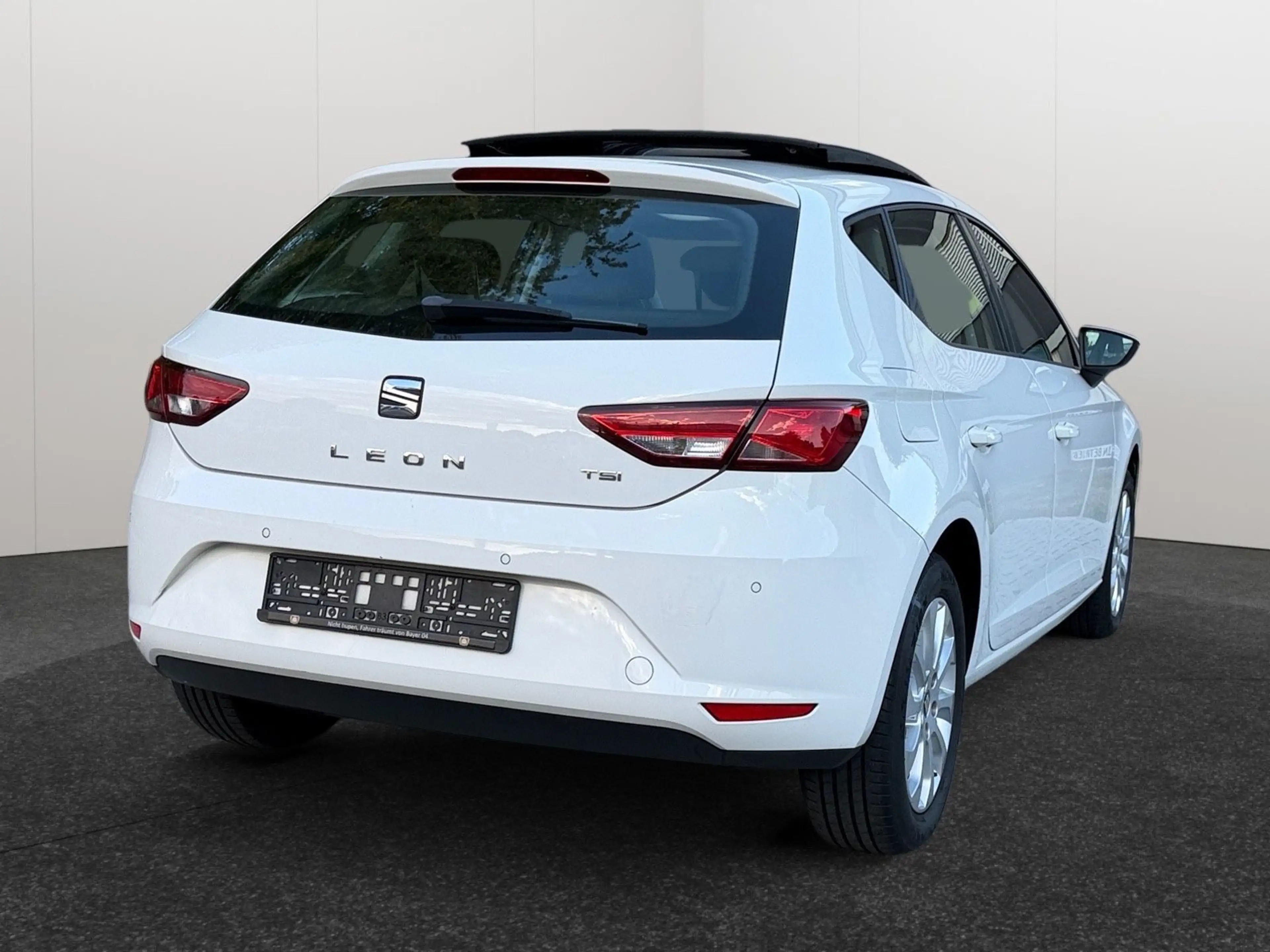 SEAT Leon Style 8fach/ großes Schiebedach — photo 7