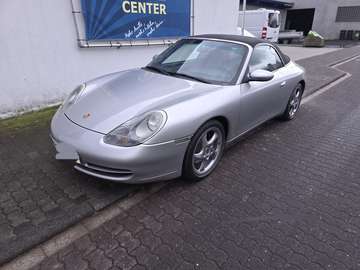 Carrera 221 kW (300 PS), Automatik, Heckantrieb