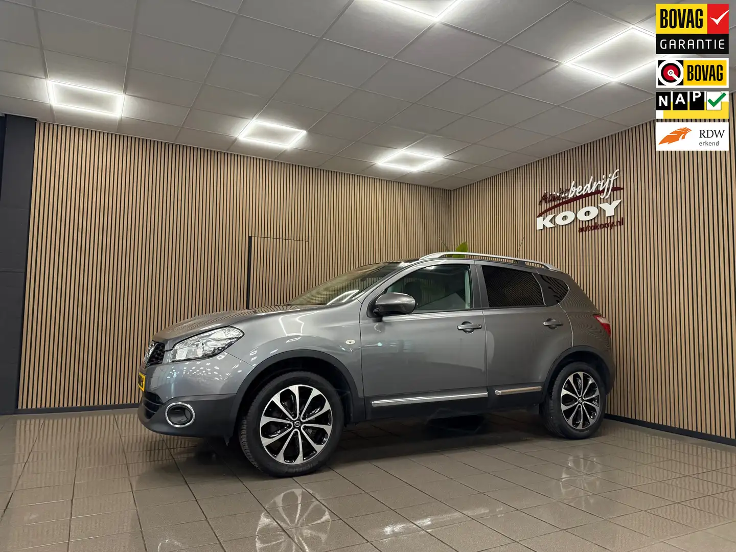 Nissan Qashqai 1.6 Connect Edition * Panoramadak / Camera / LM Ve Gris - 1