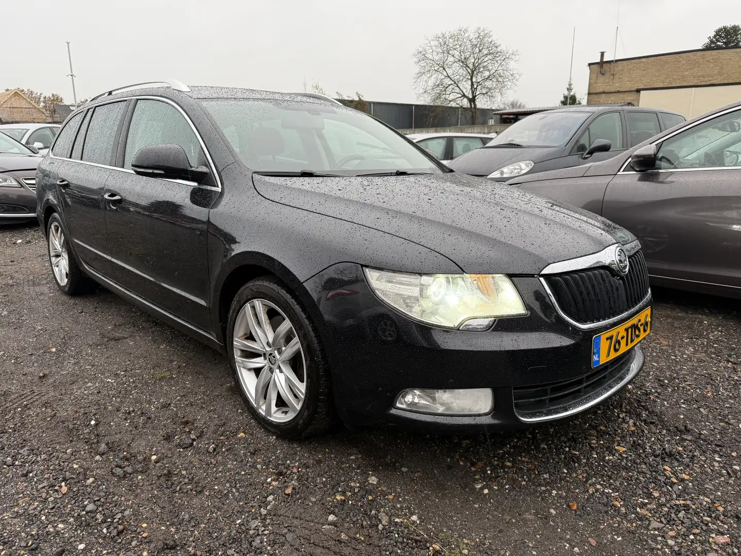 Skoda Superb Combi 1.6 TDI Greenline Ambition Business Line Zwart - 1