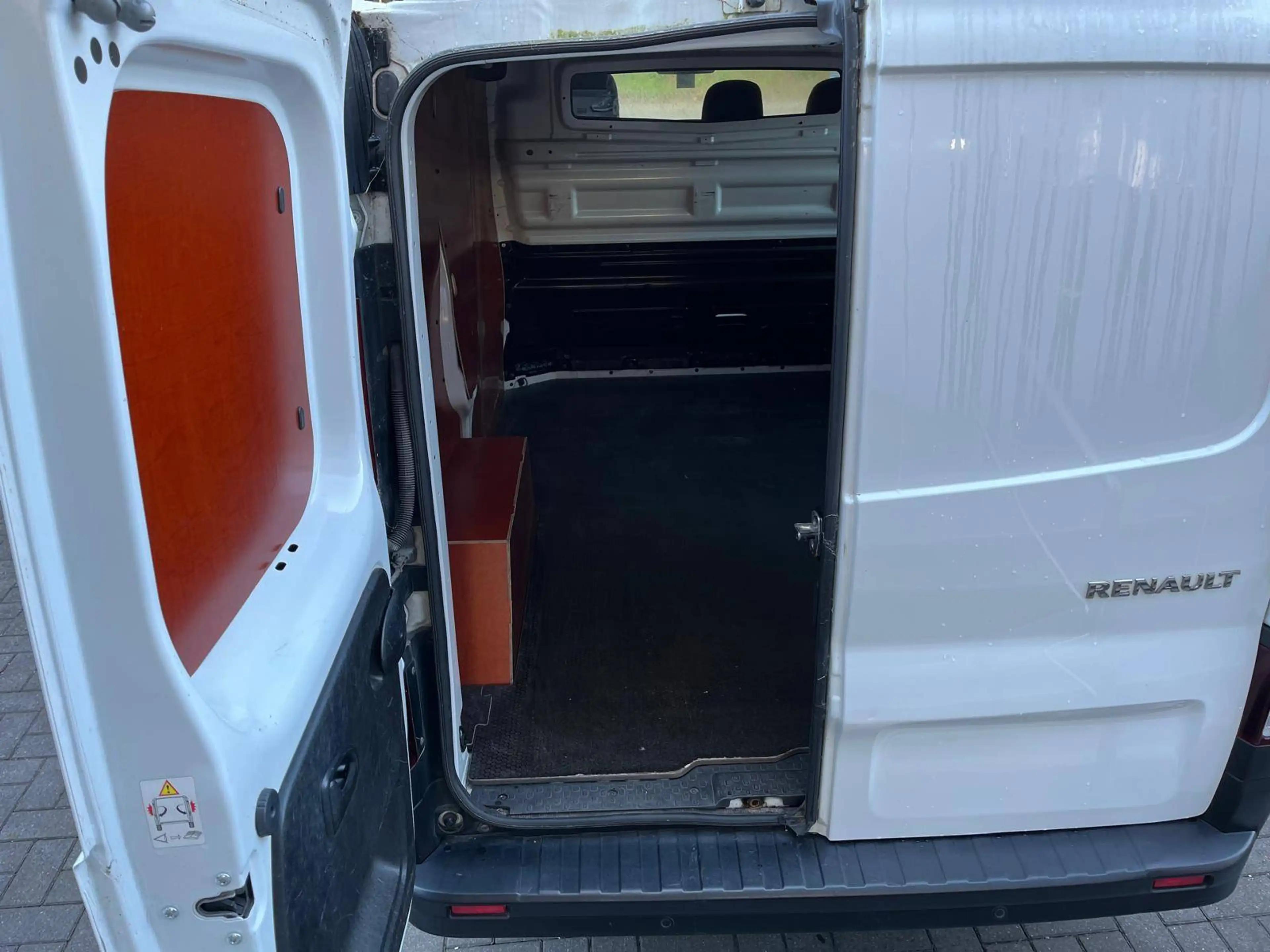 Renault Trafic 2.0 dCi 27 L1H1 Confort (EU6d) — photo 7
