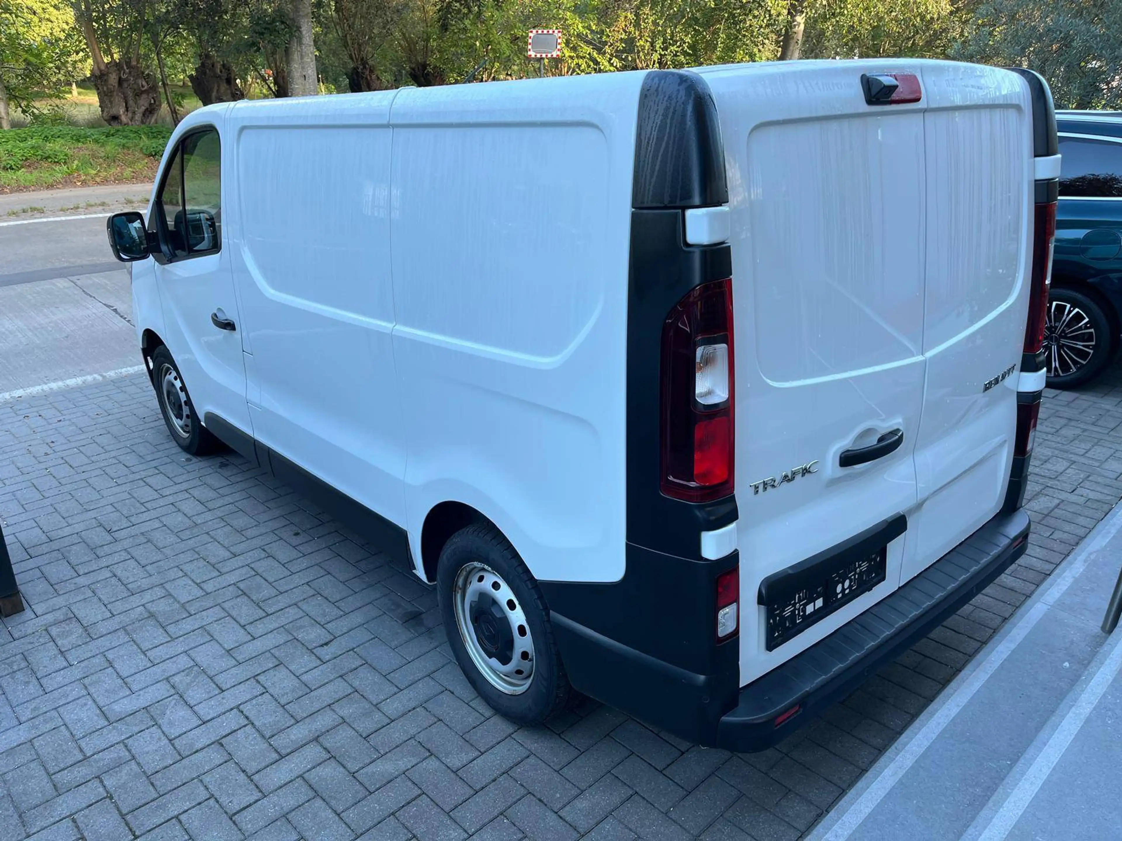 Renault Trafic 2.0 dCi 27 L1H1 Confort (EU6d) — photo 6