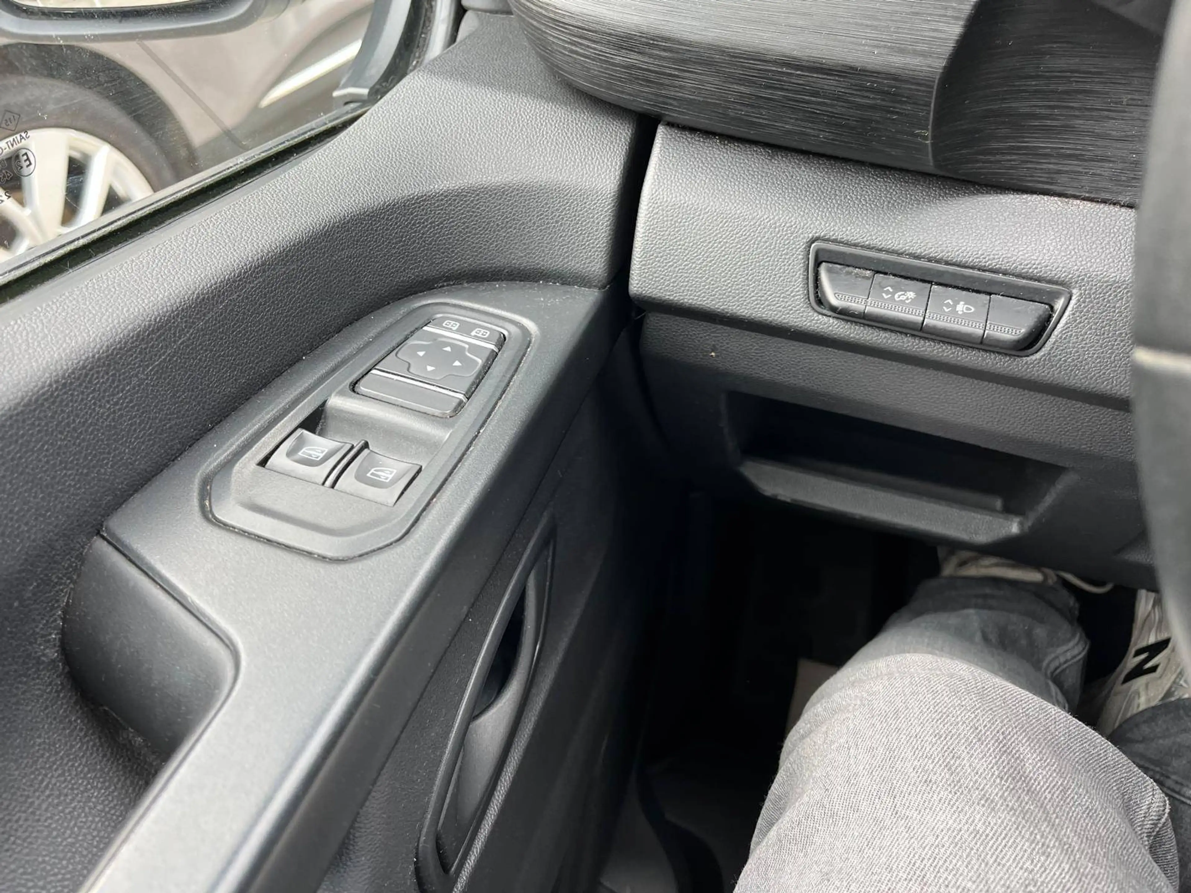 Renault Trafic 2.0 dCi 27 L1H1 Confort (EU6d) — photo 13
