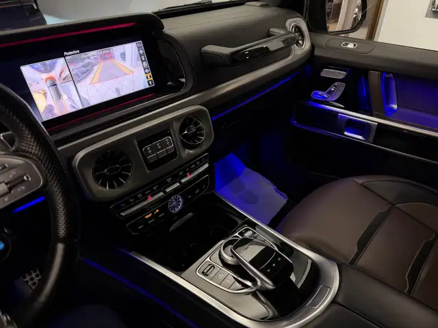 Mercedes-Benz G-Class view 5