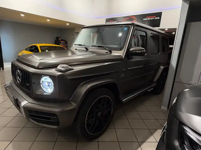 Mercedes-Benz G-Class view 2