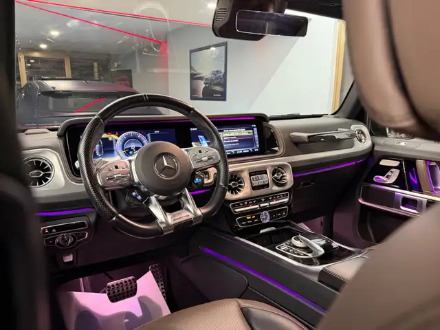 Mercedes-Benz G-Class view 10