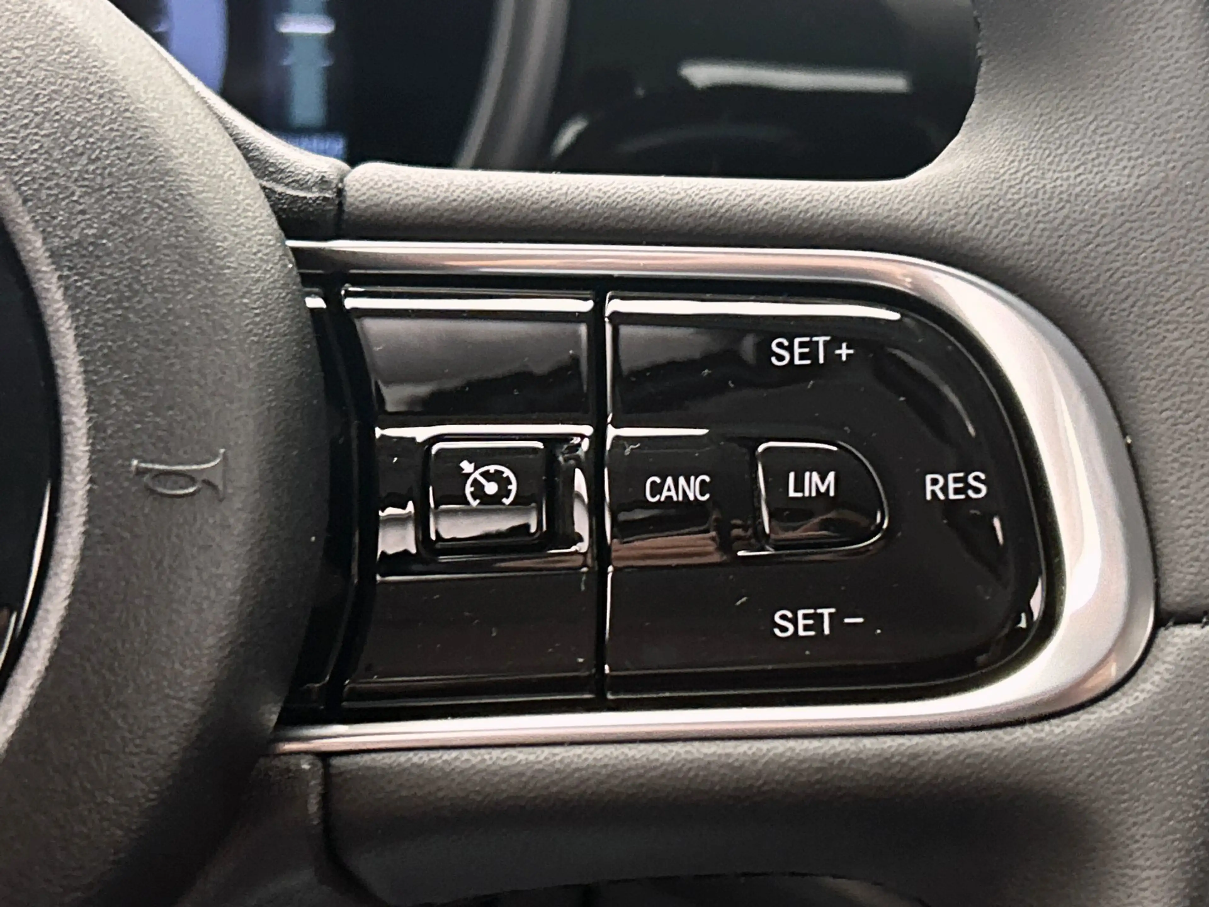 Fiat 500e Icon 24 kWh | Apple/Carplay | Climate/Control | Cr — photo 16