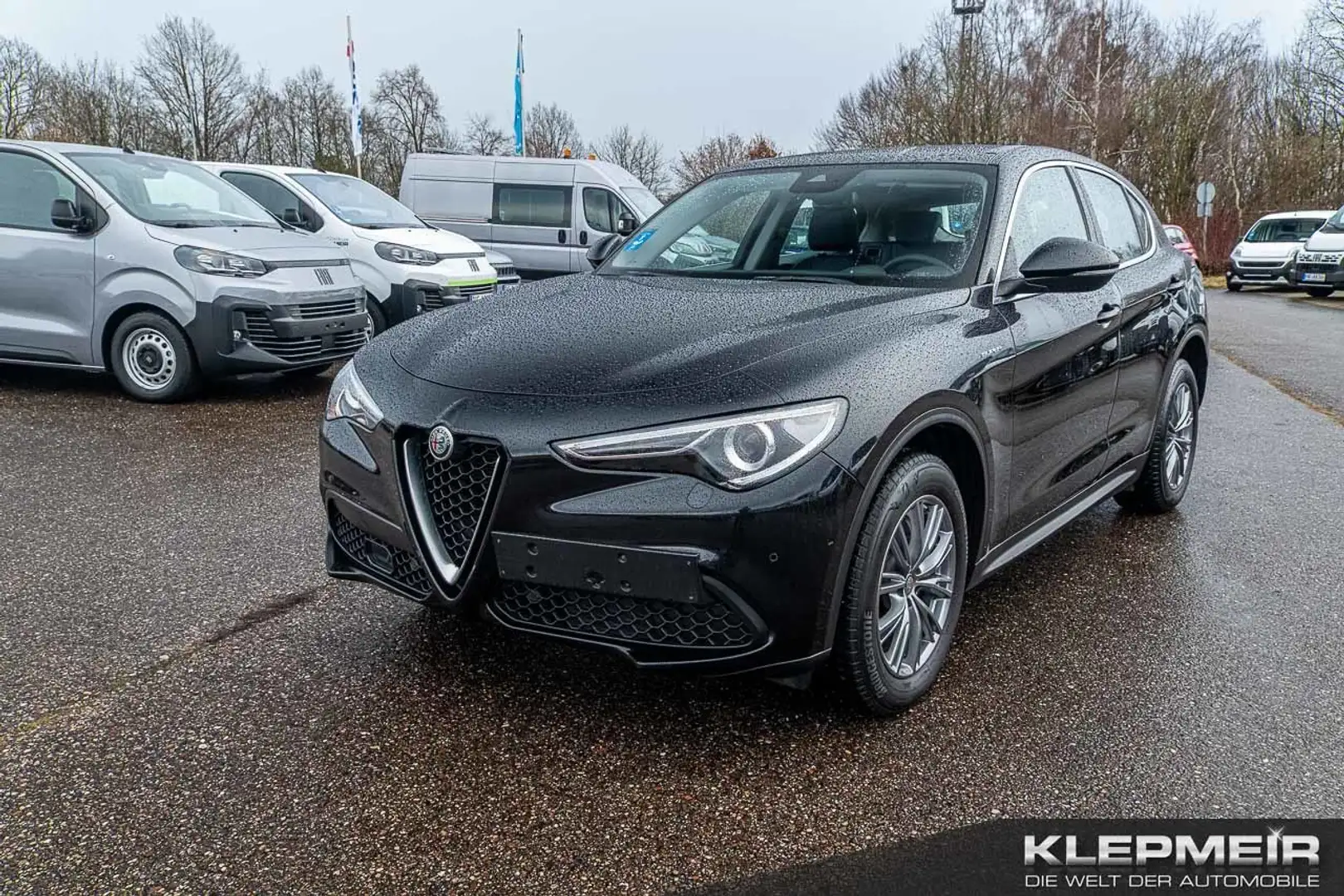 Alfa Romeo Stelvio SUPER 2.0 Turbo 16V 147kW (200 PS) AT Noir - 1