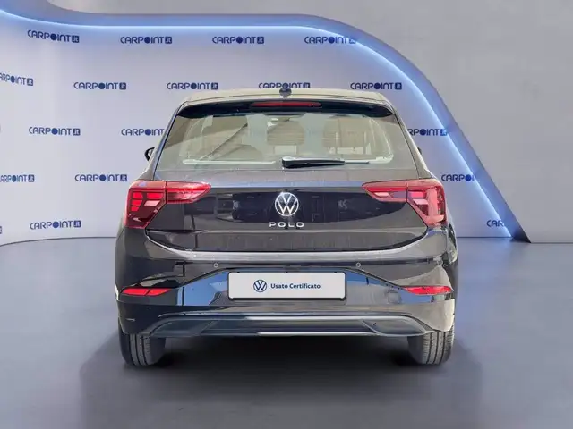 Volkswagen Polo view 5