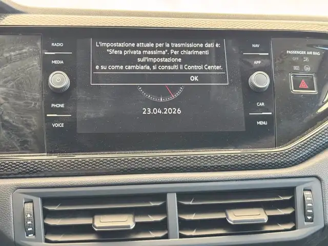 Volkswagen Polo view 24