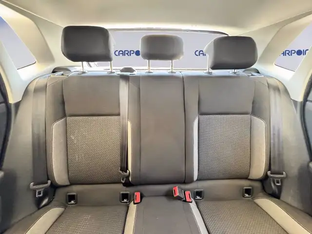 Volkswagen Polo view 10