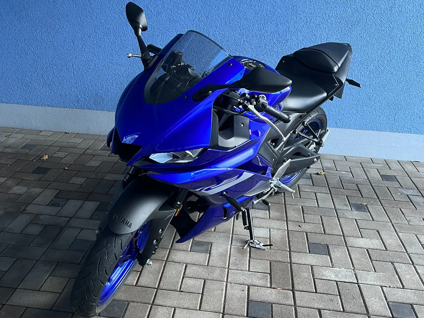 Yamaha R 3 Azul - 2