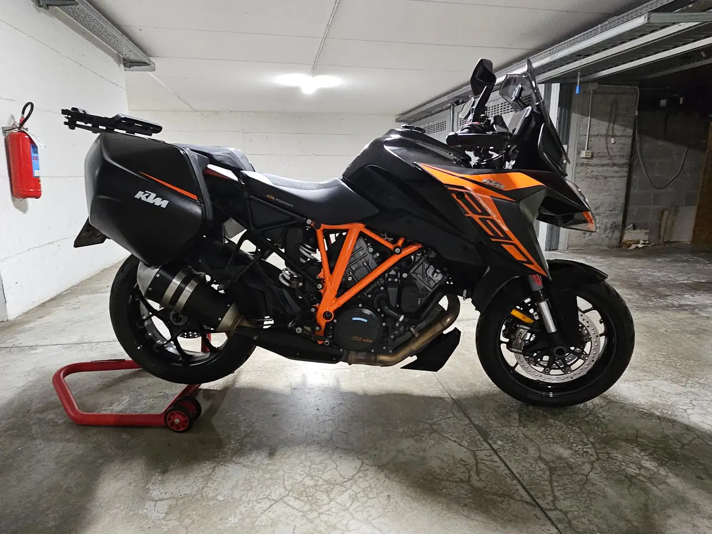 KTM 1290 Super Duke GT Nero - 2