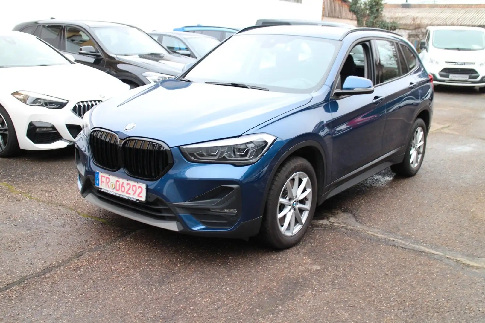 BMW X1 xDrive20d/Autom/Navi/PDC/LED/AHK/SoWi/A.Tempo Bleu - 1