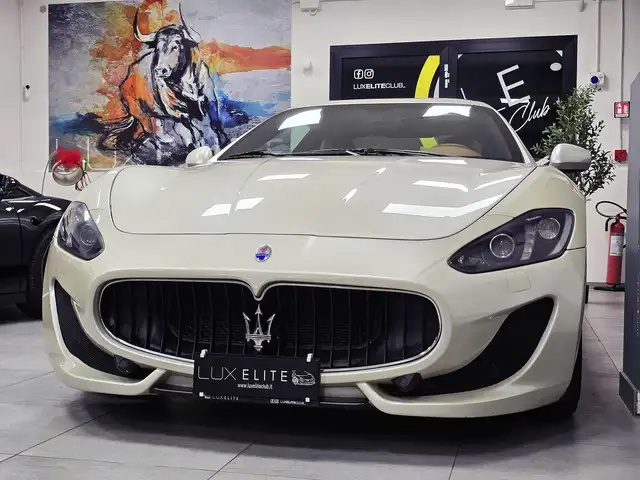Maserati GranTurismo 4.7 S V8 CAMBIOCORSA_BIANCO FUJI_GARANZIA 12 MESI