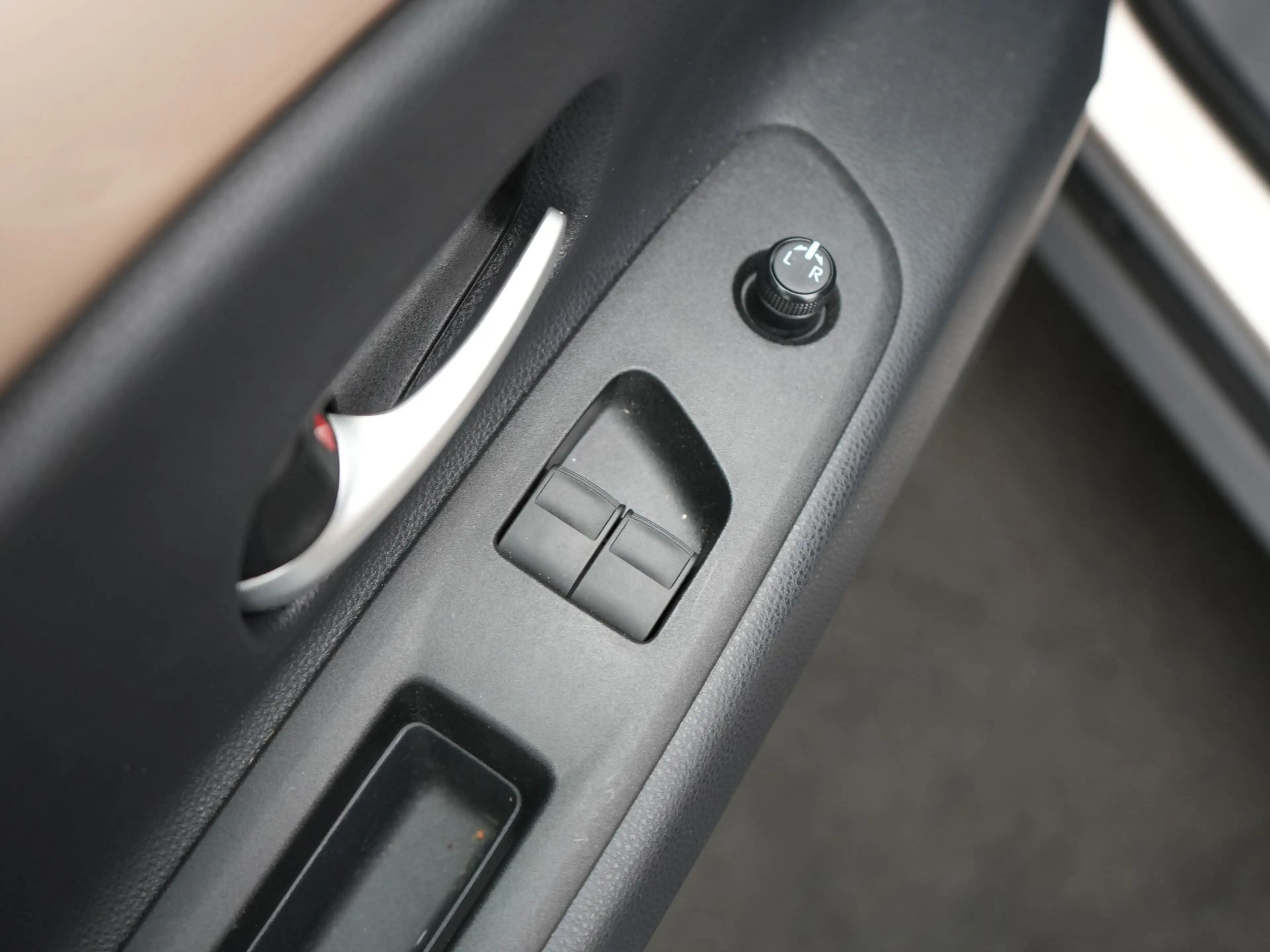 Toyota Aygo X 1.0 VVT-i S-CVT Envy | NL Auto | JBL Audio | Deale — photo 7