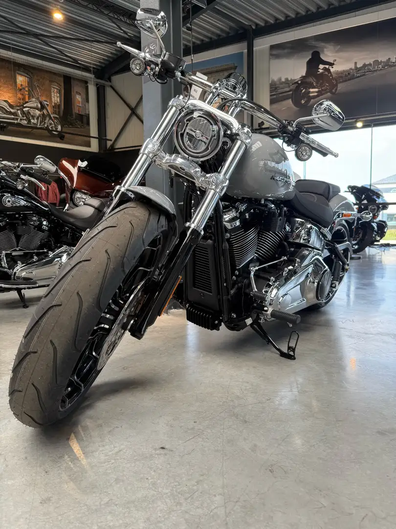 Harley-Davidson Breakout 2025 - 1