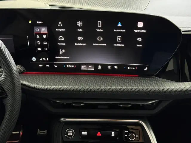Audi Q5 view 11