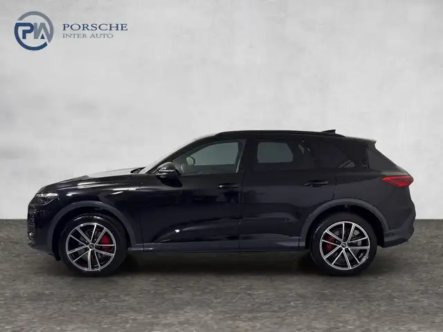 Audi Q5 view 3