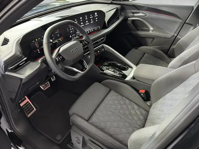 Audi Q5 view 6
