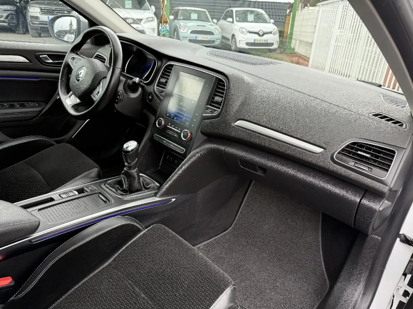 Renault Megane 1.3 TCE 140 Energy Intens GT line - 2