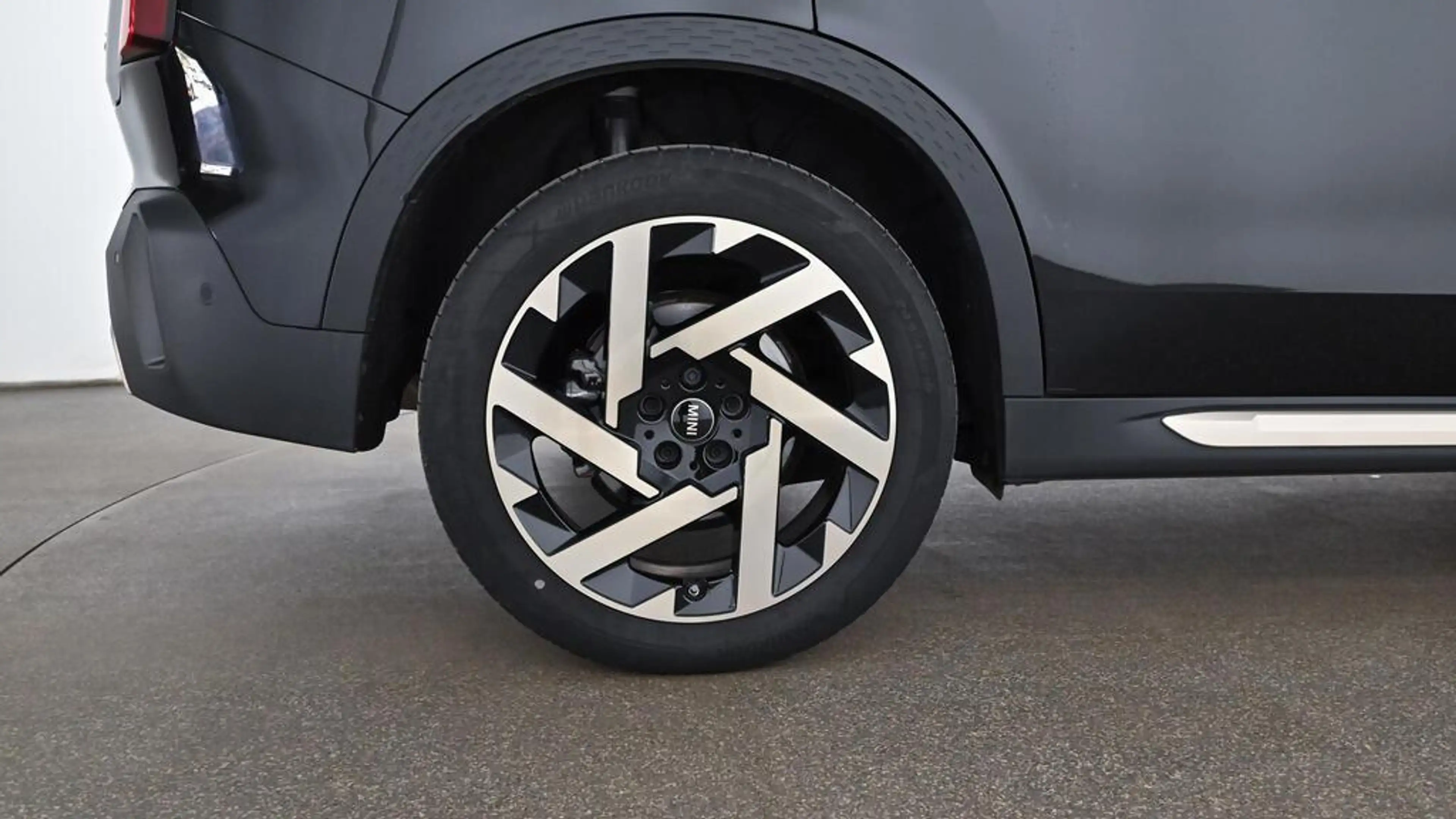 MINI Countryman S All4 Favoured Trim — photo 12
