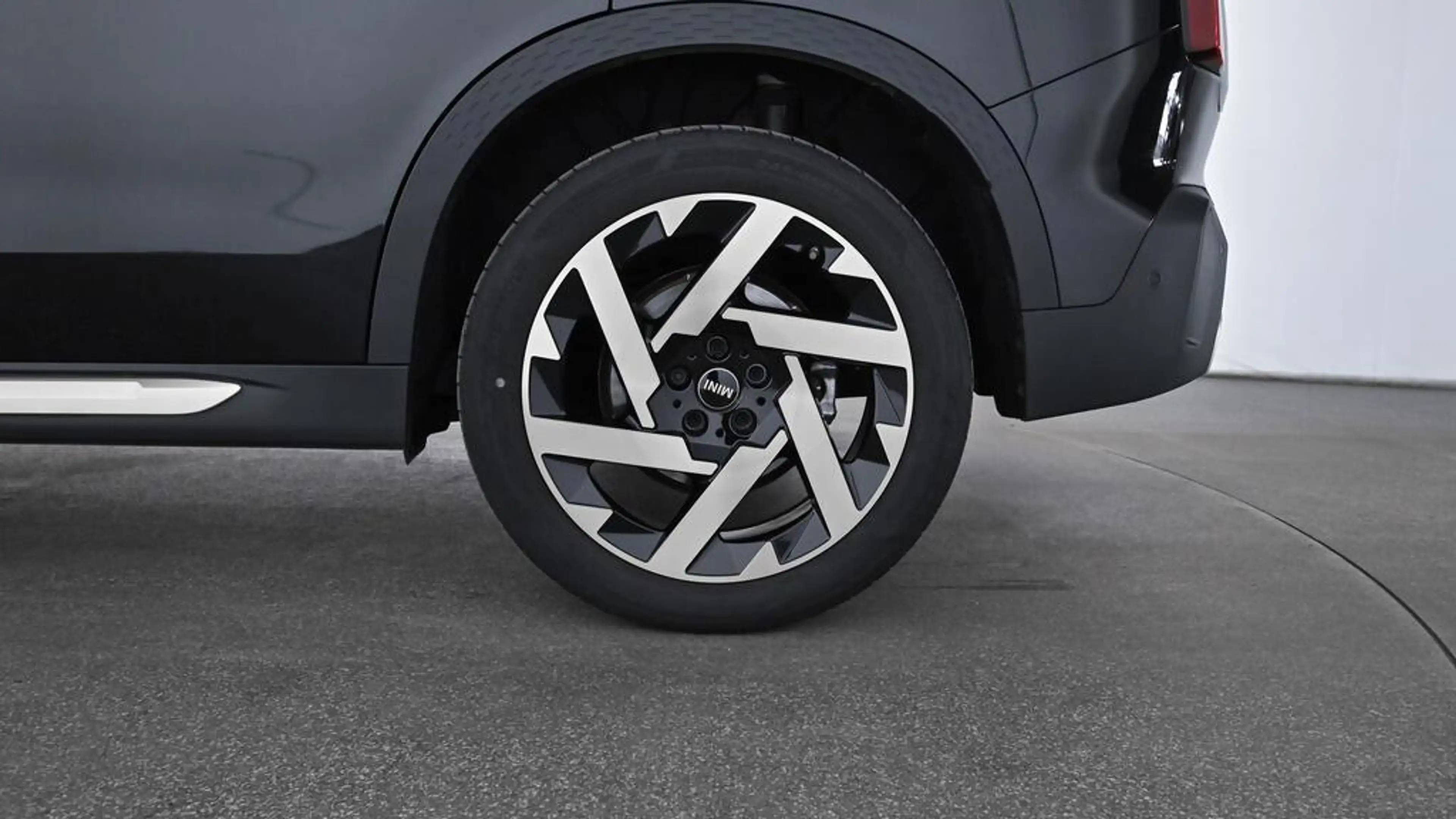 MINI Countryman S All4 Favoured Trim — photo 9