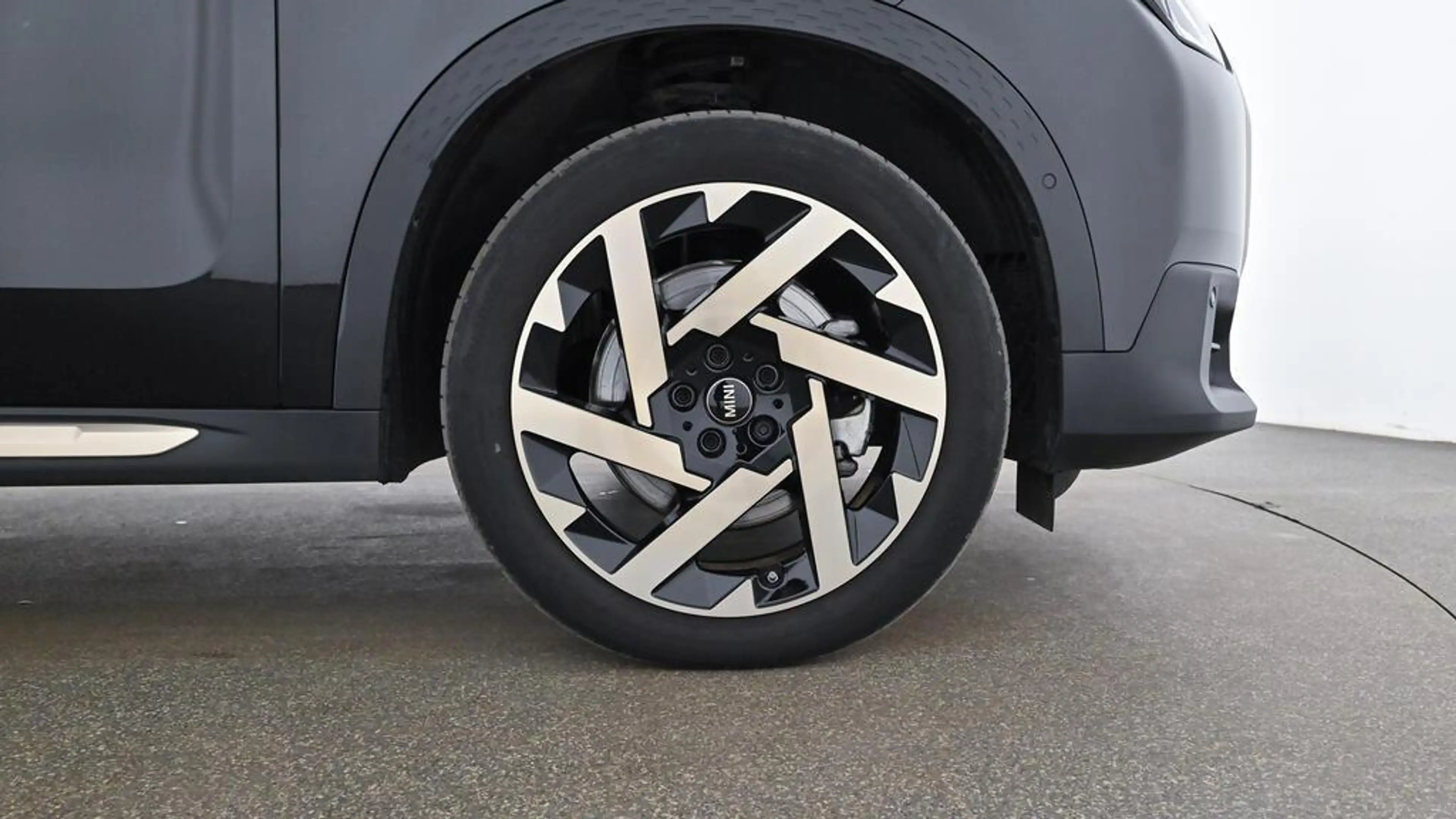 MINI Countryman S All4 Favoured Trim — photo 10