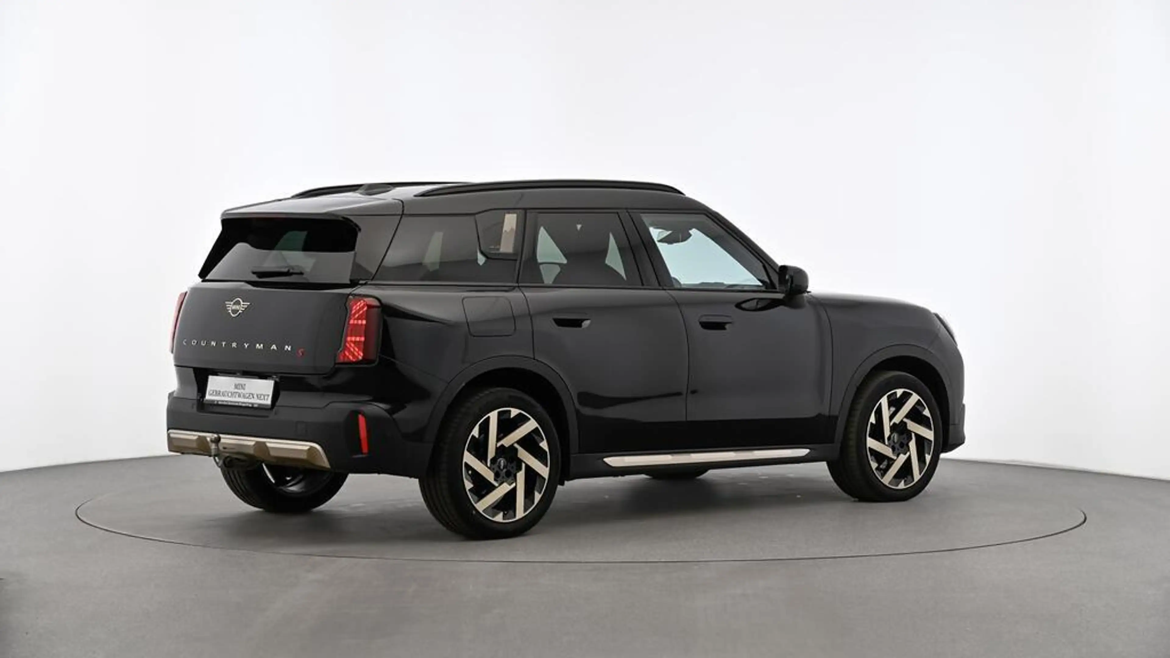 MINI Countryman S All4 Favoured Trim — photo 4