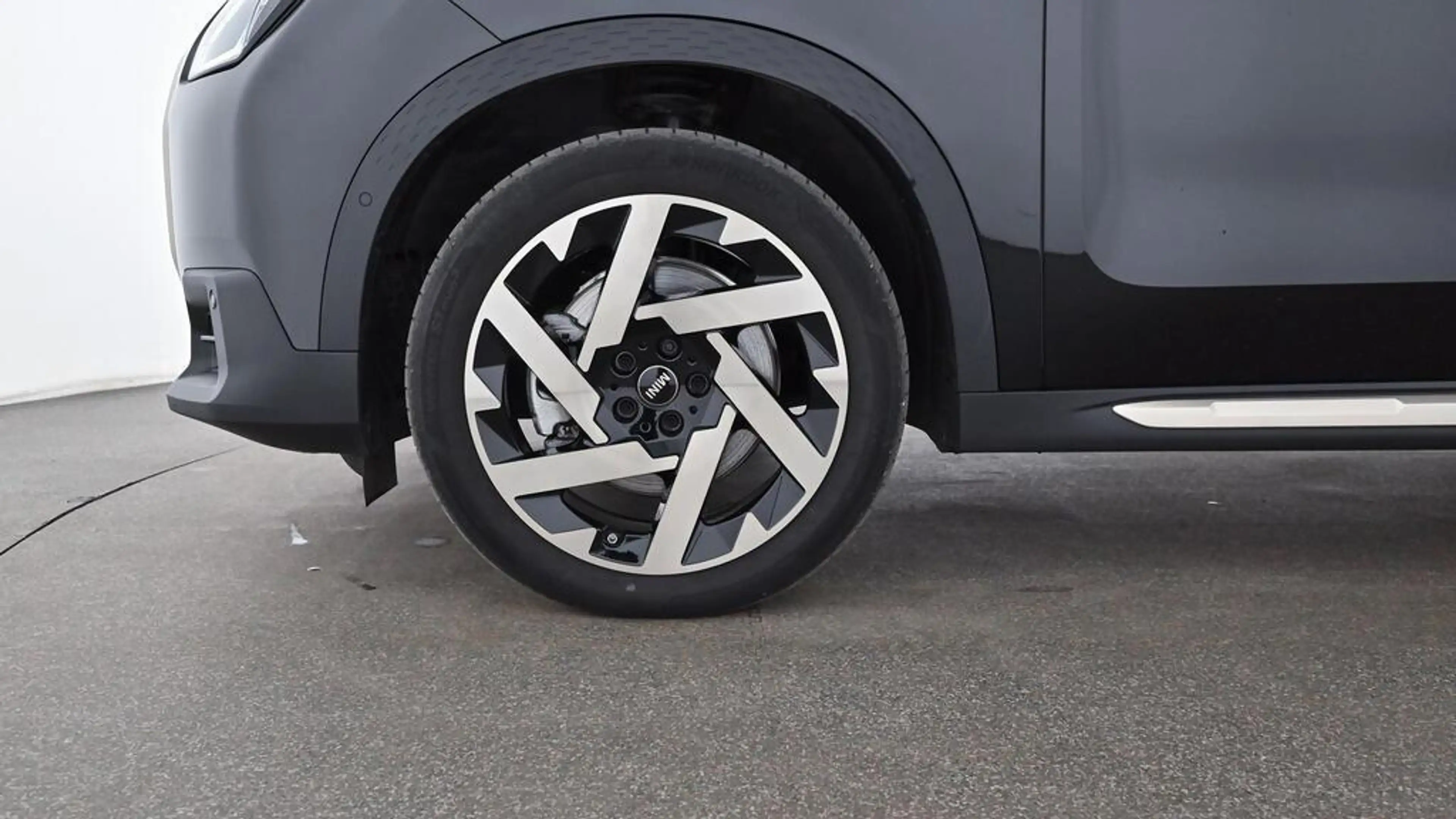 MINI Countryman S All4 Favoured Trim — photo 11