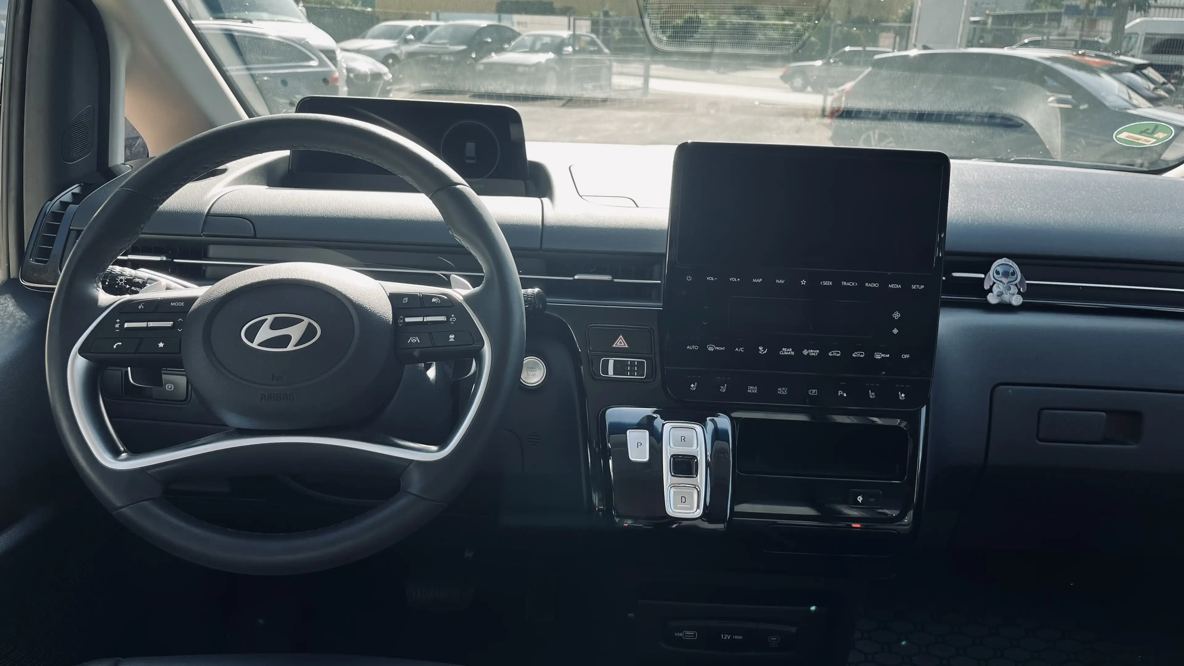 Hyundai STARIA Prime Hybrid 2WD*9 SITZE*I HAND*SERVICE NEU*WENIG KM*WERK GARANTIE* — photo 10