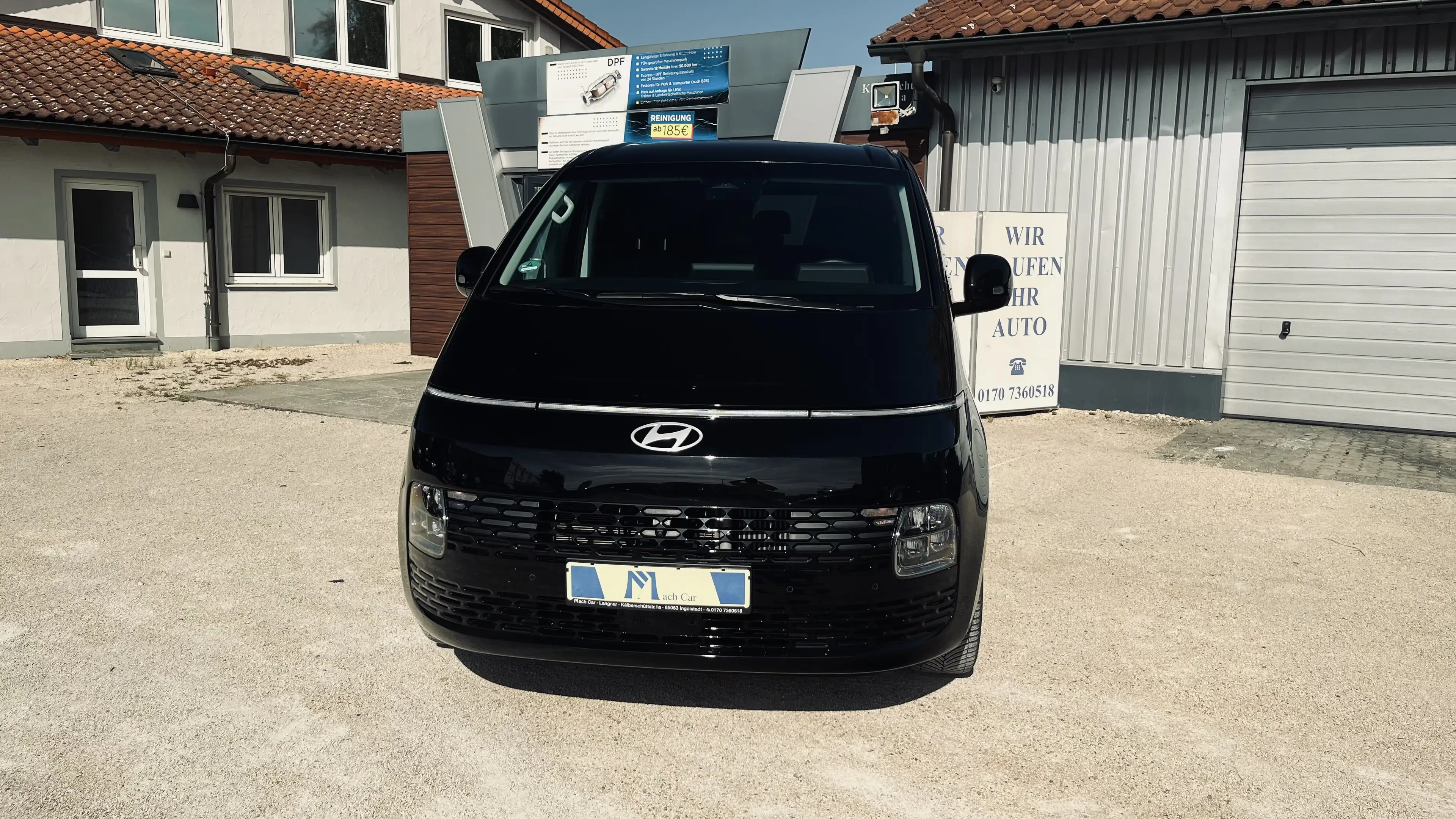 Hyundai STARIA Prime Hybrid 2WD*9 SITZE*I HAND*SERVICE NEU*WENIG KM*WERK GARANTIE*