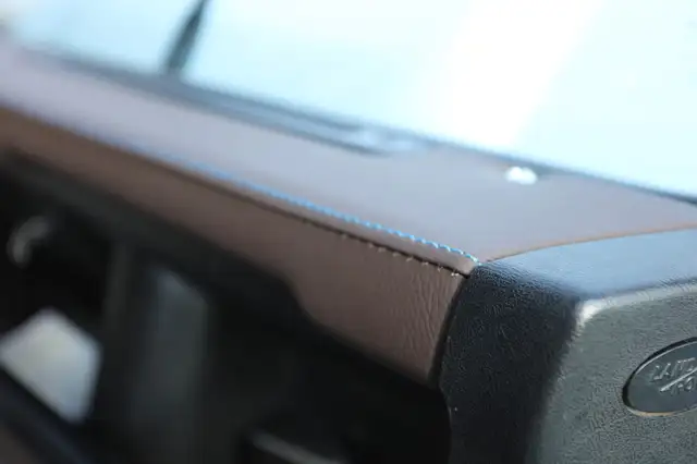 Land Rover Defender view 11