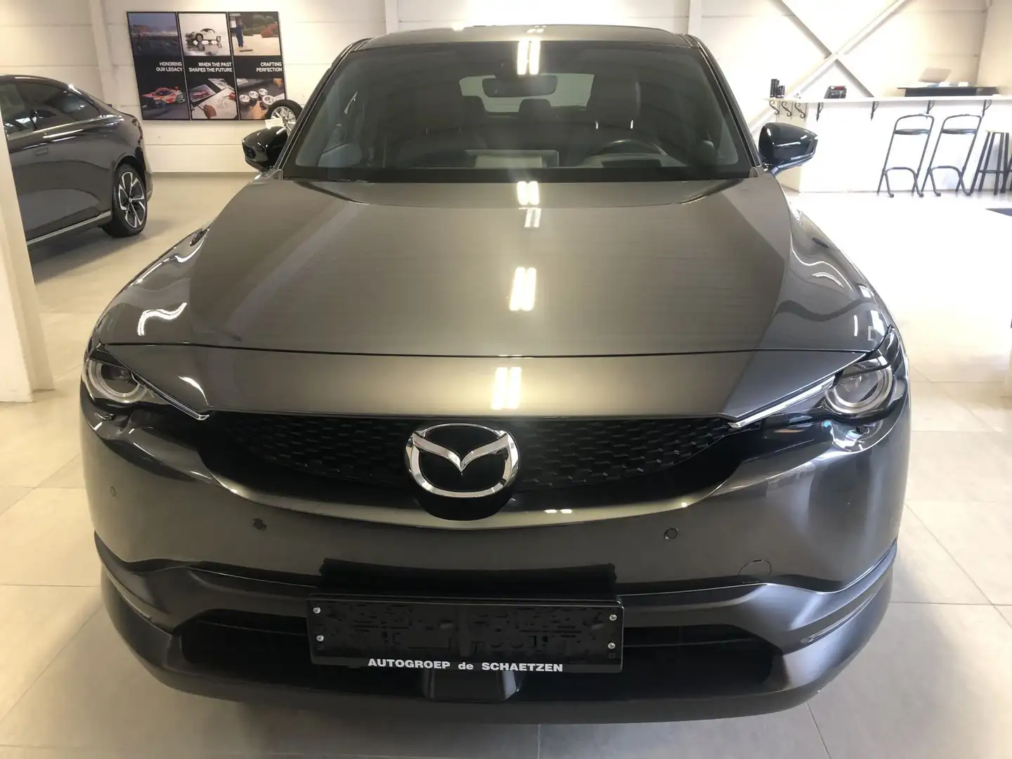 Mazda MX-30 E-SKYACTIV R-EV AUT Nagisa Grijs - 2