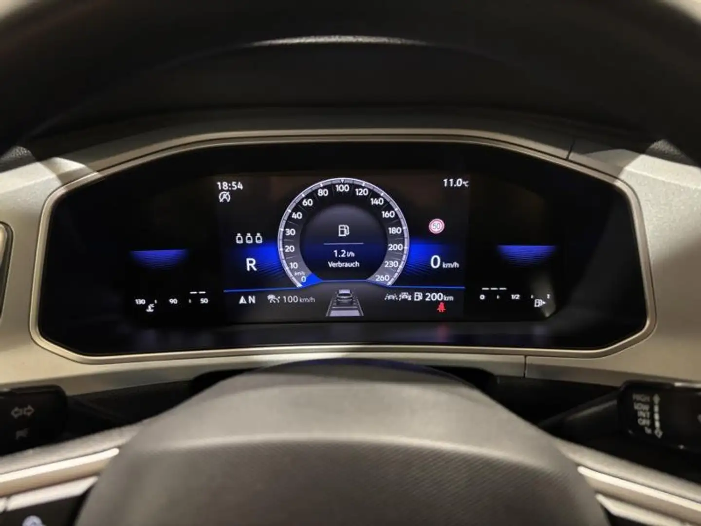 Volkswagen T-Roc Goal 2.0TDI DSG VIRTUAL COCKPIT KAMERA AHK  ACC Grau - 2