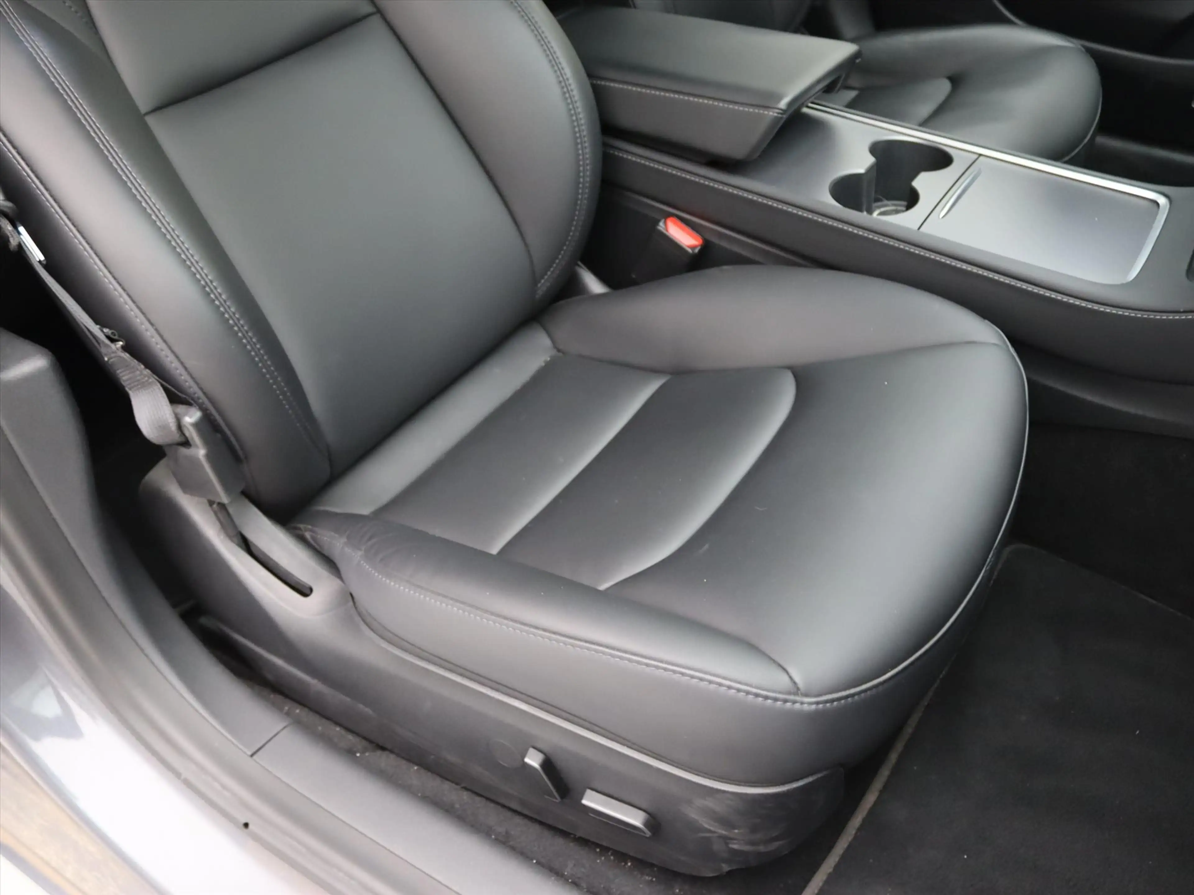 Tesla Model 3 Standard RWD Plus 90,1% SoH [ LFP-ACCU+AUTOPILOT+6 — photo 16
