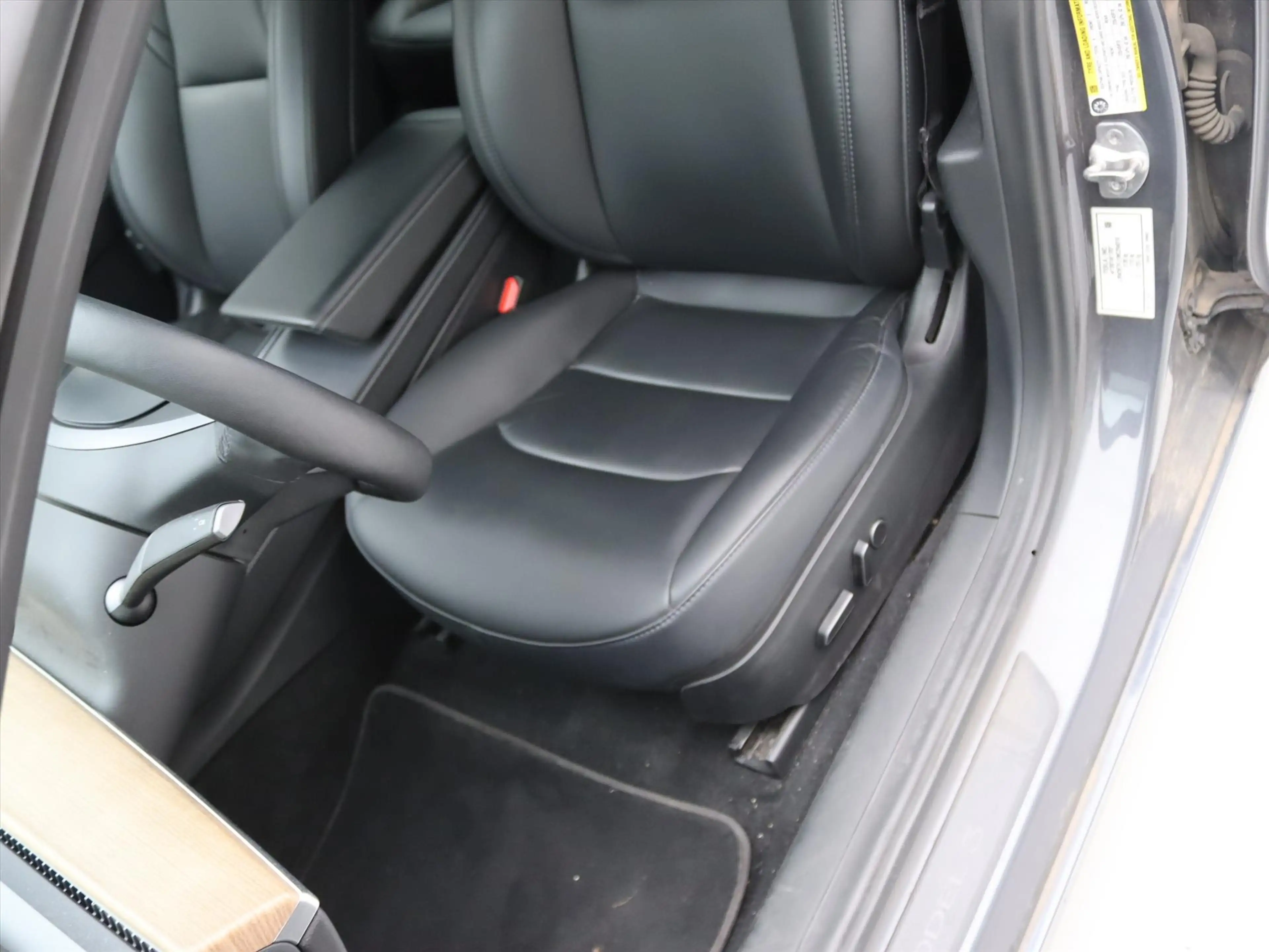 Tesla Model 3 Standard RWD Plus 90,1% SoH [ LFP-ACCU+AUTOPILOT+6 — photo 18