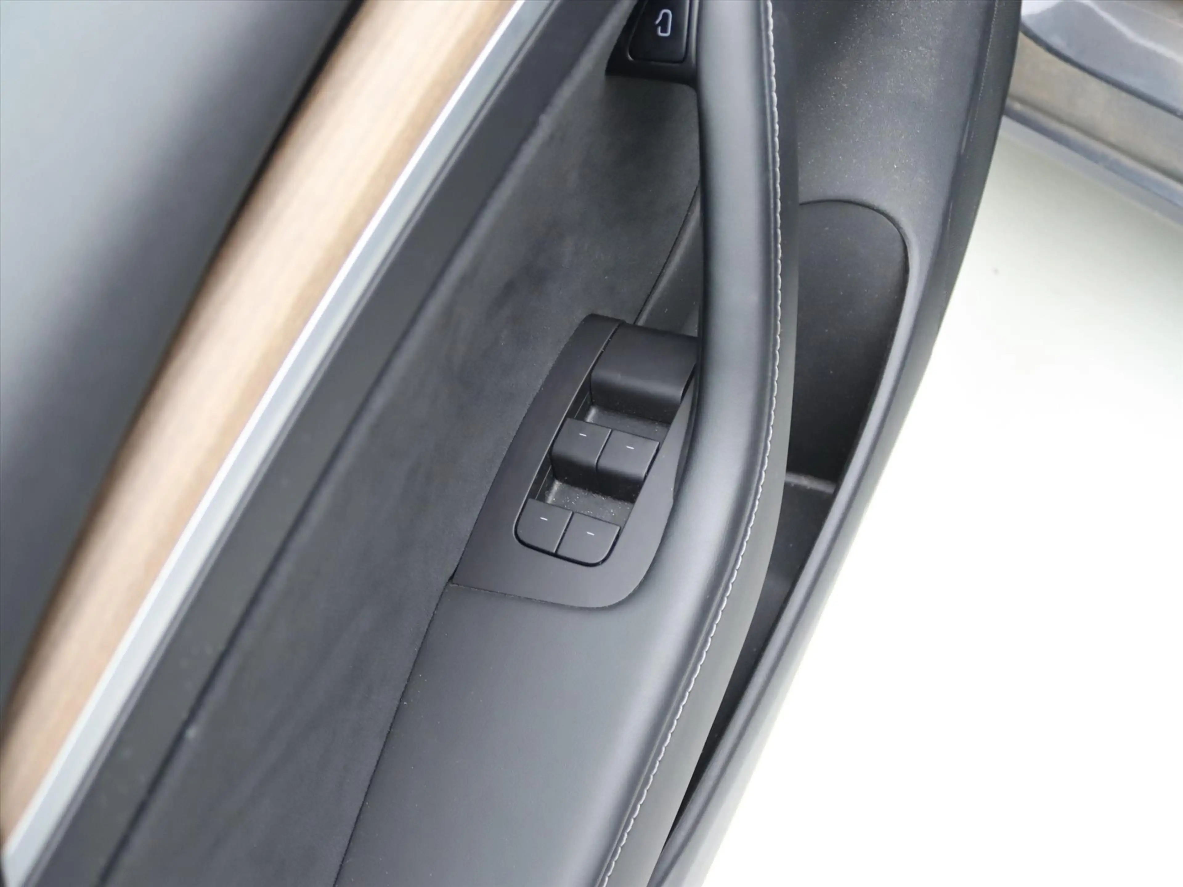 Tesla Model 3 Standard RWD Plus 90,1% SoH [ LFP-ACCU+AUTOPILOT+6 — photo 29