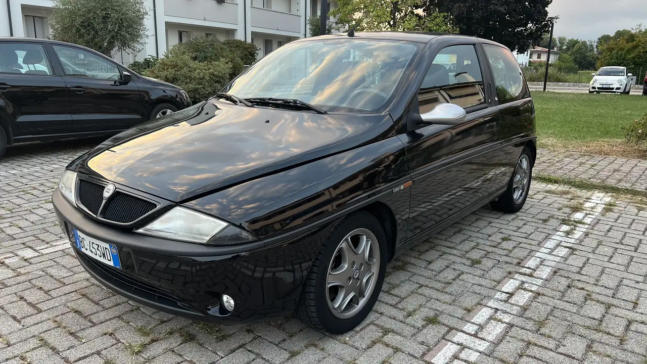Lancia Y 1.2 16v Elefantino Rosso Trattabile, foto 2