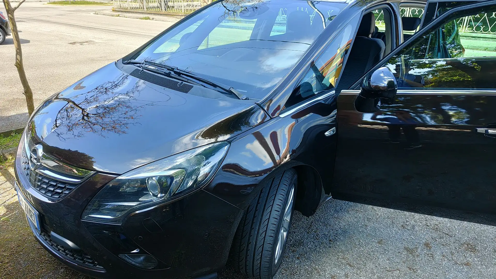 Opel Zafira Tourer 2.0 cdti Elective 165cv auto - 1