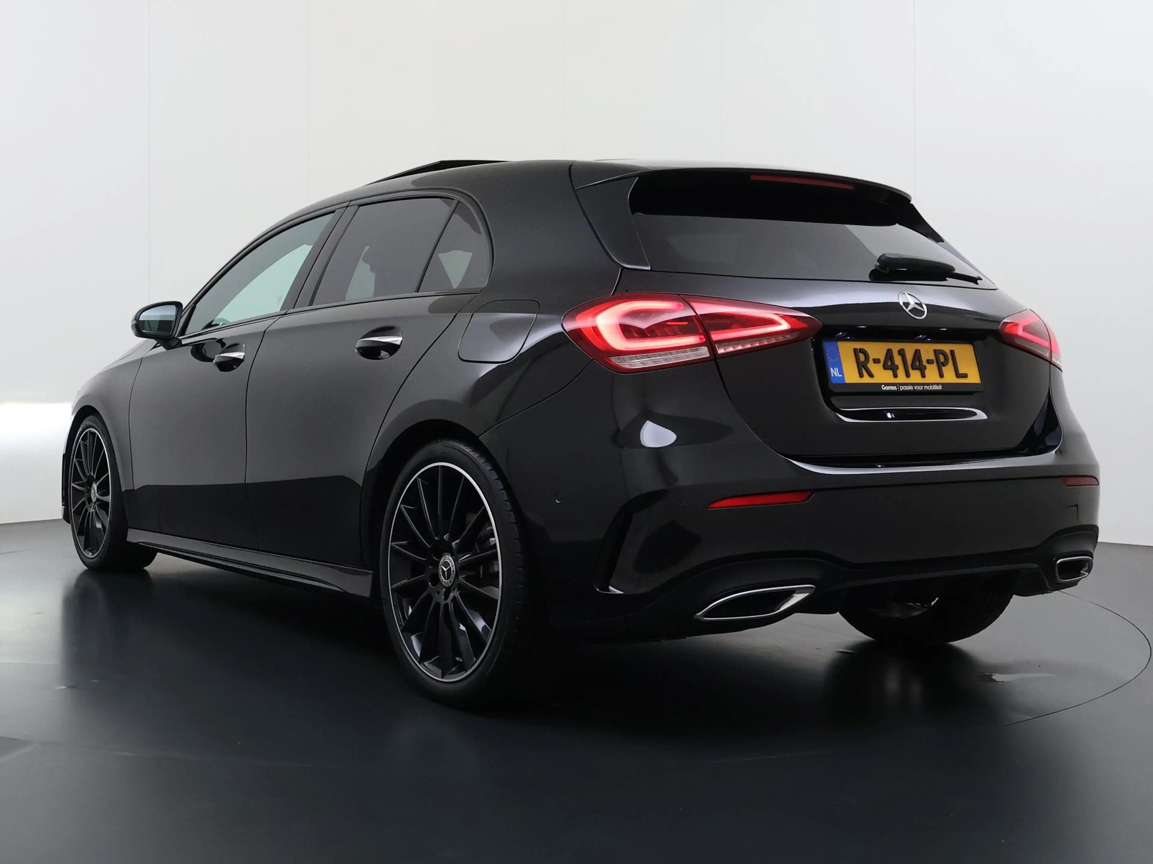 Mercedes-Benz A 180 Premium | Pano | Keyless | Sfeerverlichting — photo 3