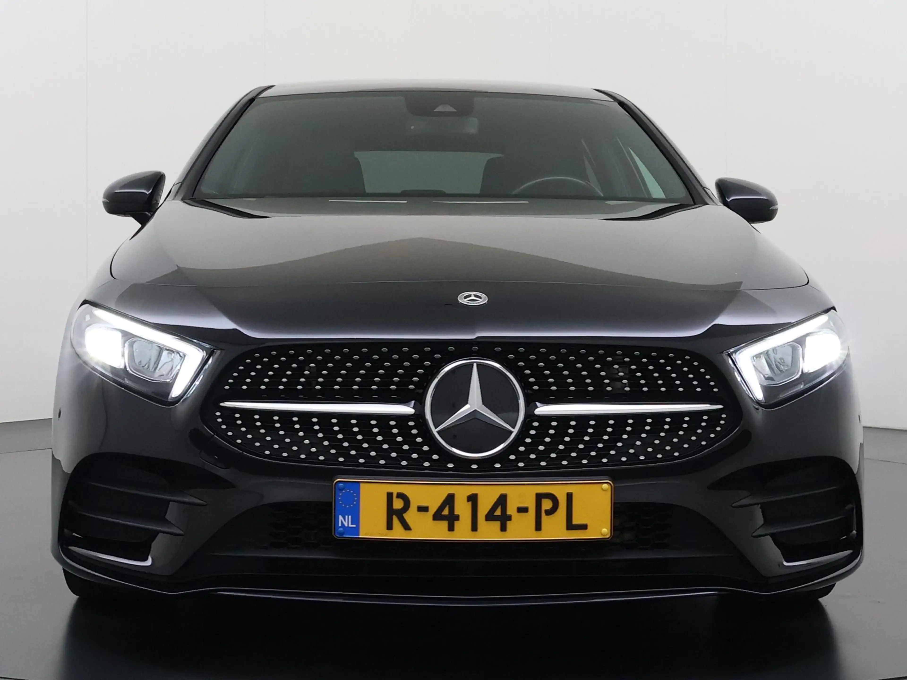 Mercedes-Benz A 180 Premium | Pano | Keyless | Sfeerverlichting — photo 8