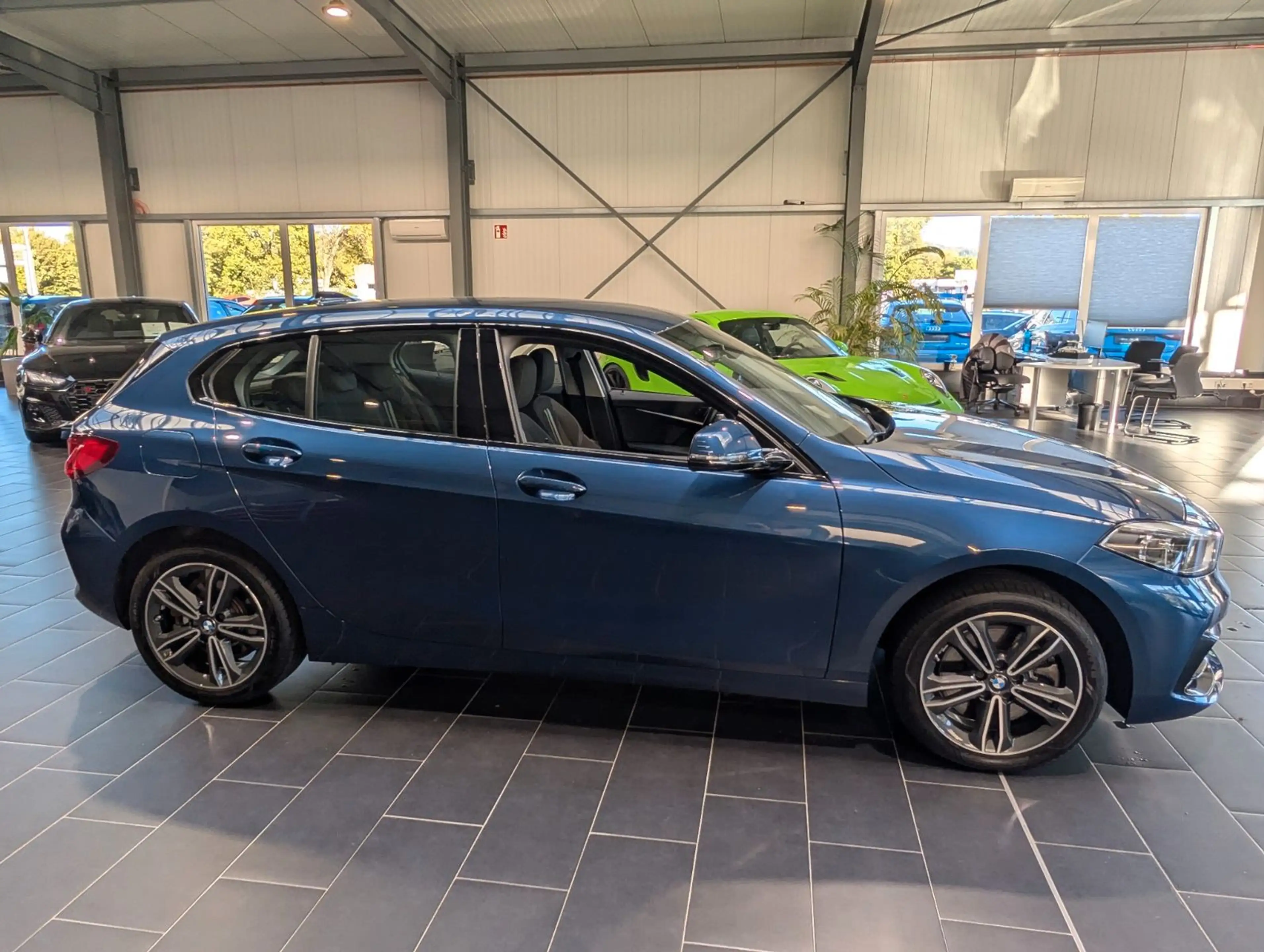 BMW 120 i Aut. Sport Line 1.Hand — photo 8