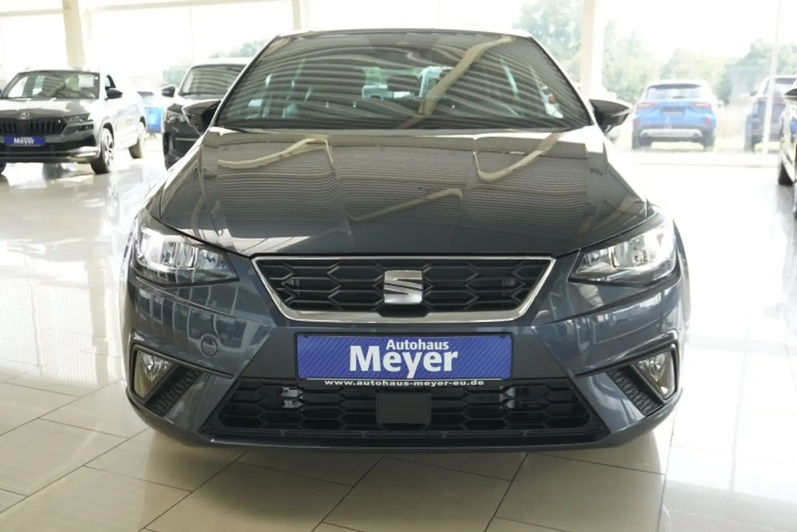 SEAT Ibiza FR 1,0TSI 3*J.Gar/LED/ACC/2-Z.Klima     ** Gris - 2