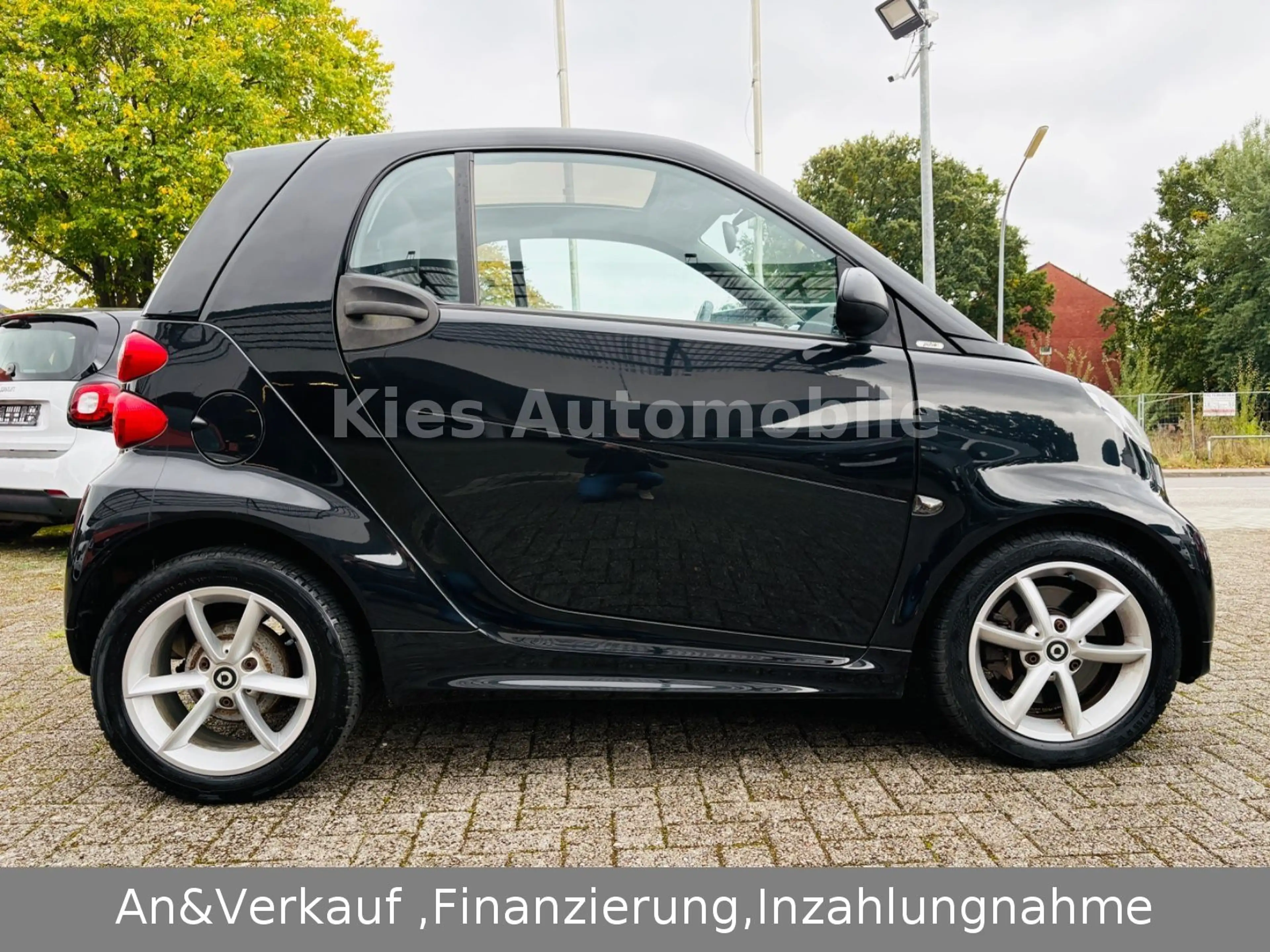 smart forTwo Pulse AUTOM/SERVO/PANO/KLIMA/TEILLEDER/ — photo 6