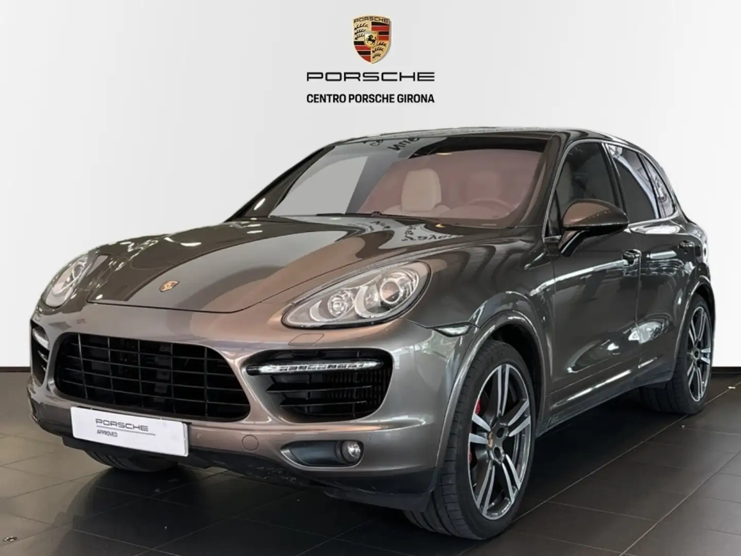 Porsche Cayenne Turbo S Aut. Brun - 1