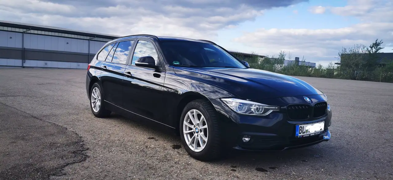 BMW 320
